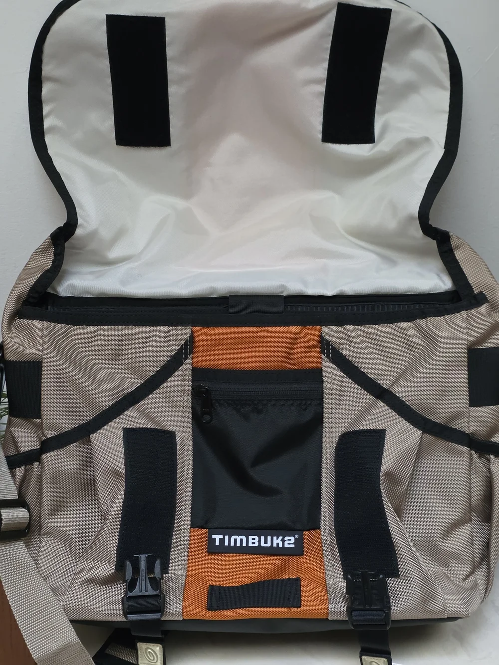Timbuk2 Beige and Orange Nylon  Commute Messenger Bag